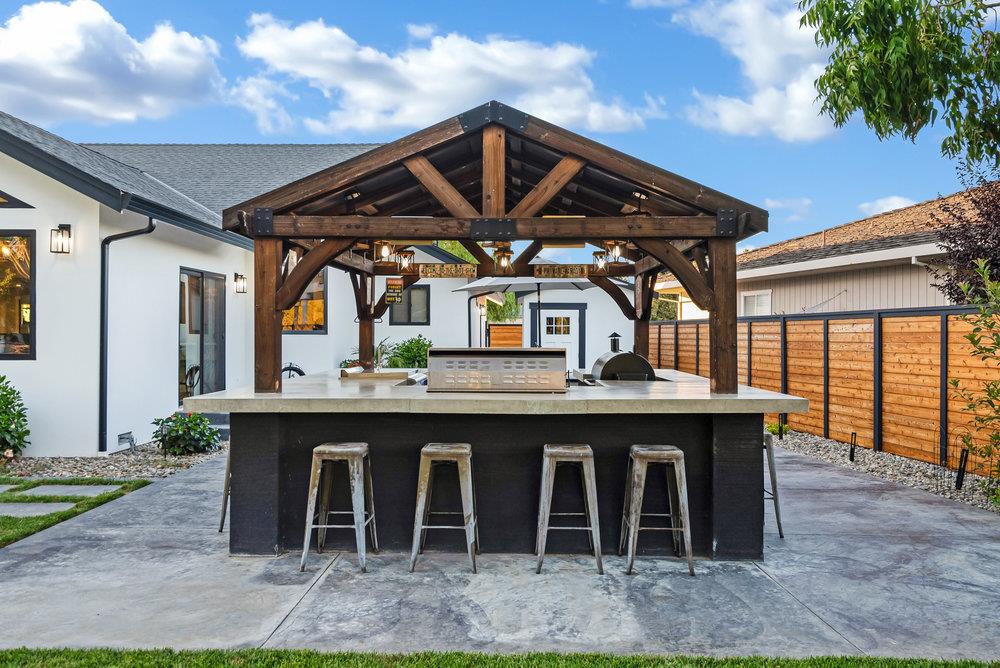 Detail Gallery Image 81 of 119 For 1220 S Ridgemark Dr, Hollister,  CA 95023 - 3 Beds | 3 Baths