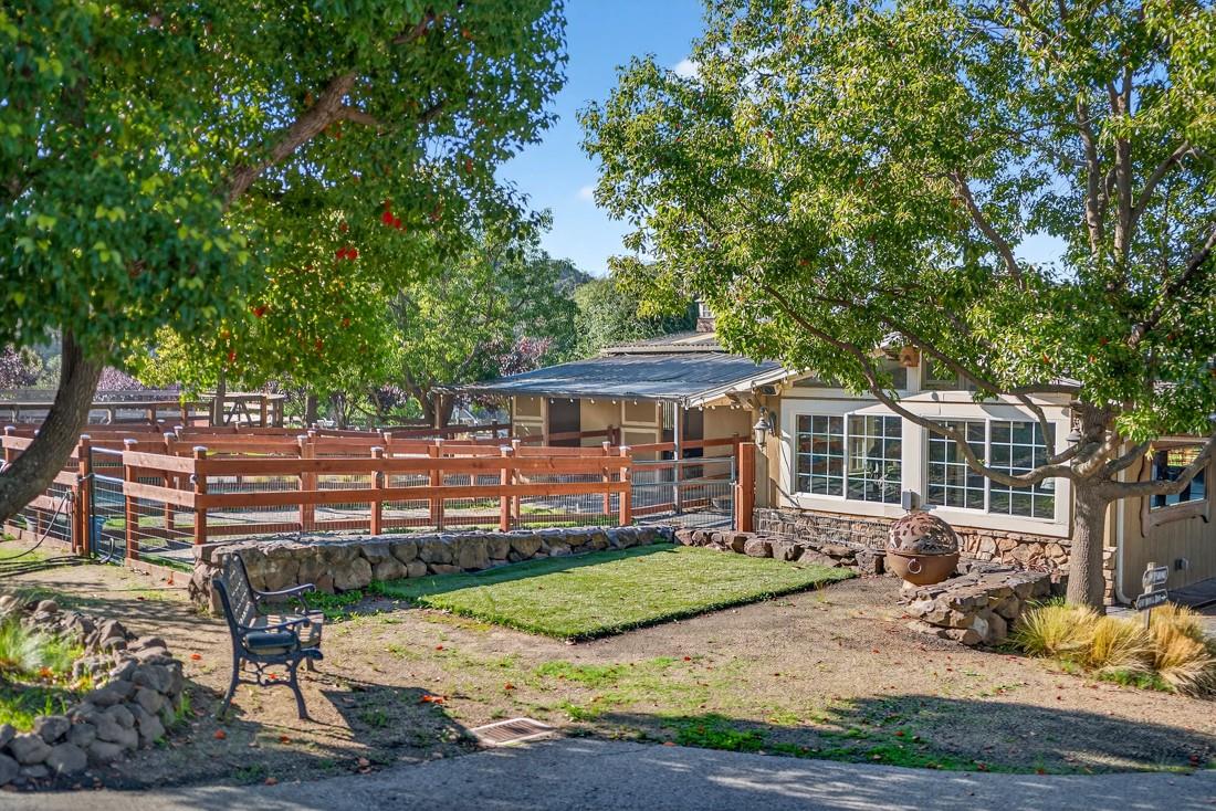 Detail Gallery Image 13 of 52 For 3970 Leavesley Rd, Gilroy,  CA 95020 - – Beds | – Baths