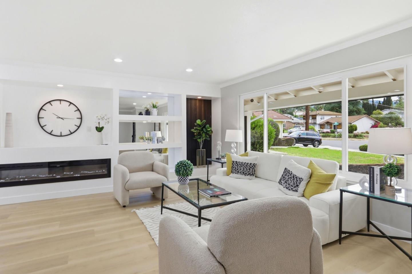 Detail Gallery Image 4 of 44 For 3367 Holderman Drive, San Jose,  CA 95148 - 4 Beds | 2/1 Baths