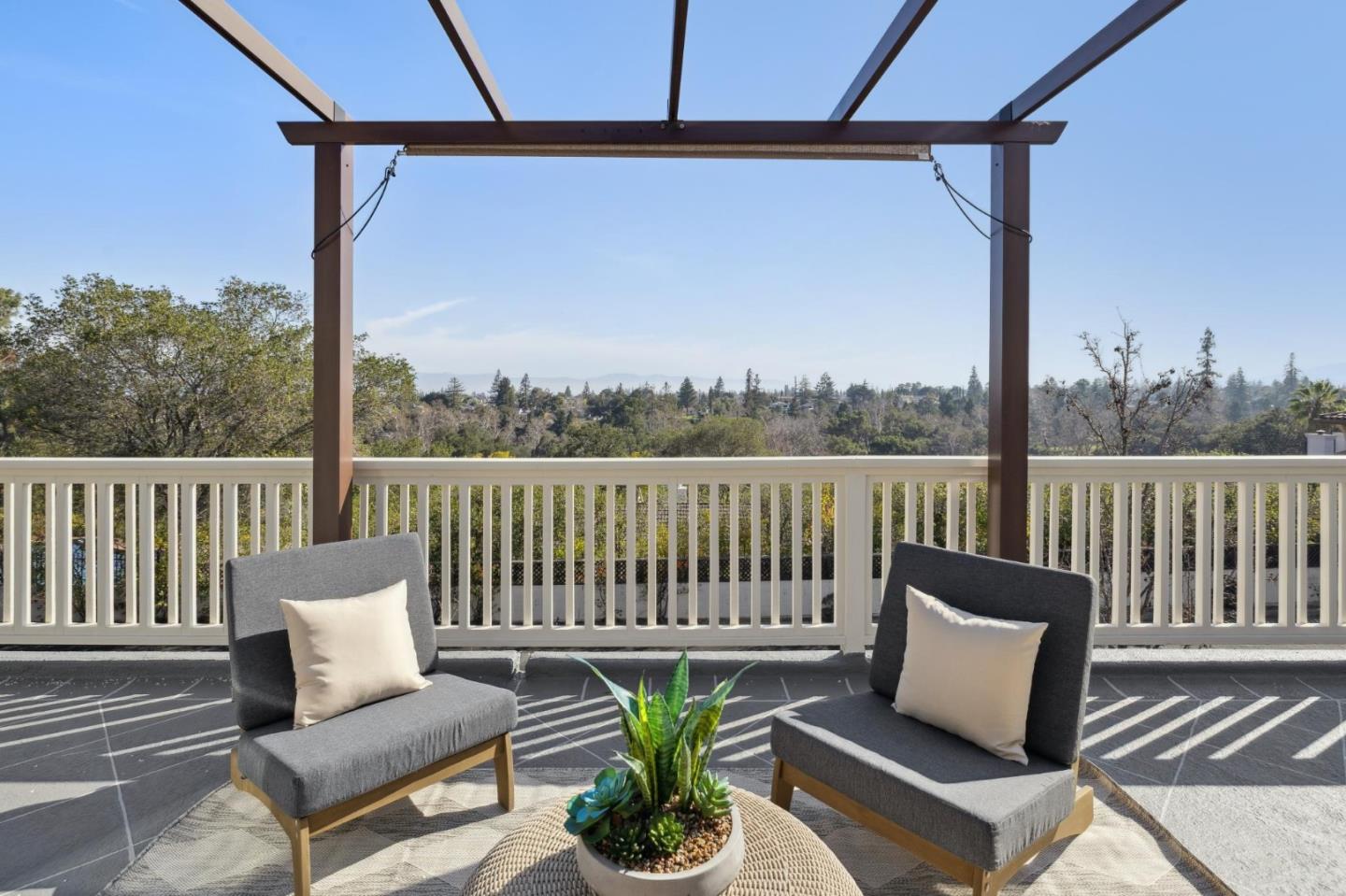 Detail Gallery Image 17 of 68 For 22208 Quinterno Ct, Cupertino,  CA 95014 - 4 Beds | 2/1 Baths