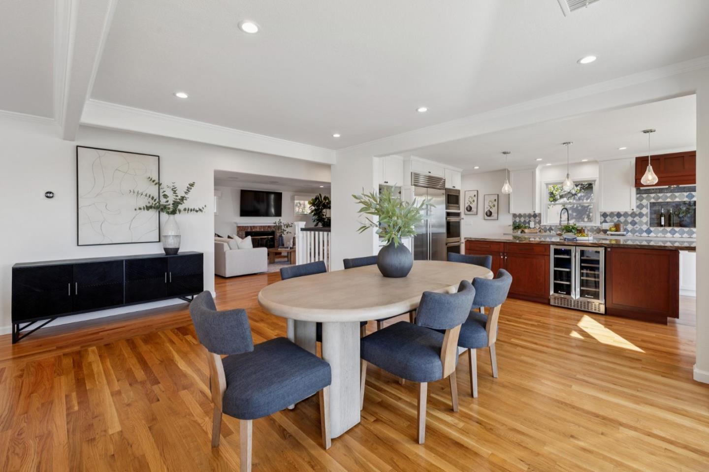 Detail Gallery Image 20 of 68 For 22208 Quinterno Ct, Cupertino,  CA 95014 - 4 Beds | 2/1 Baths