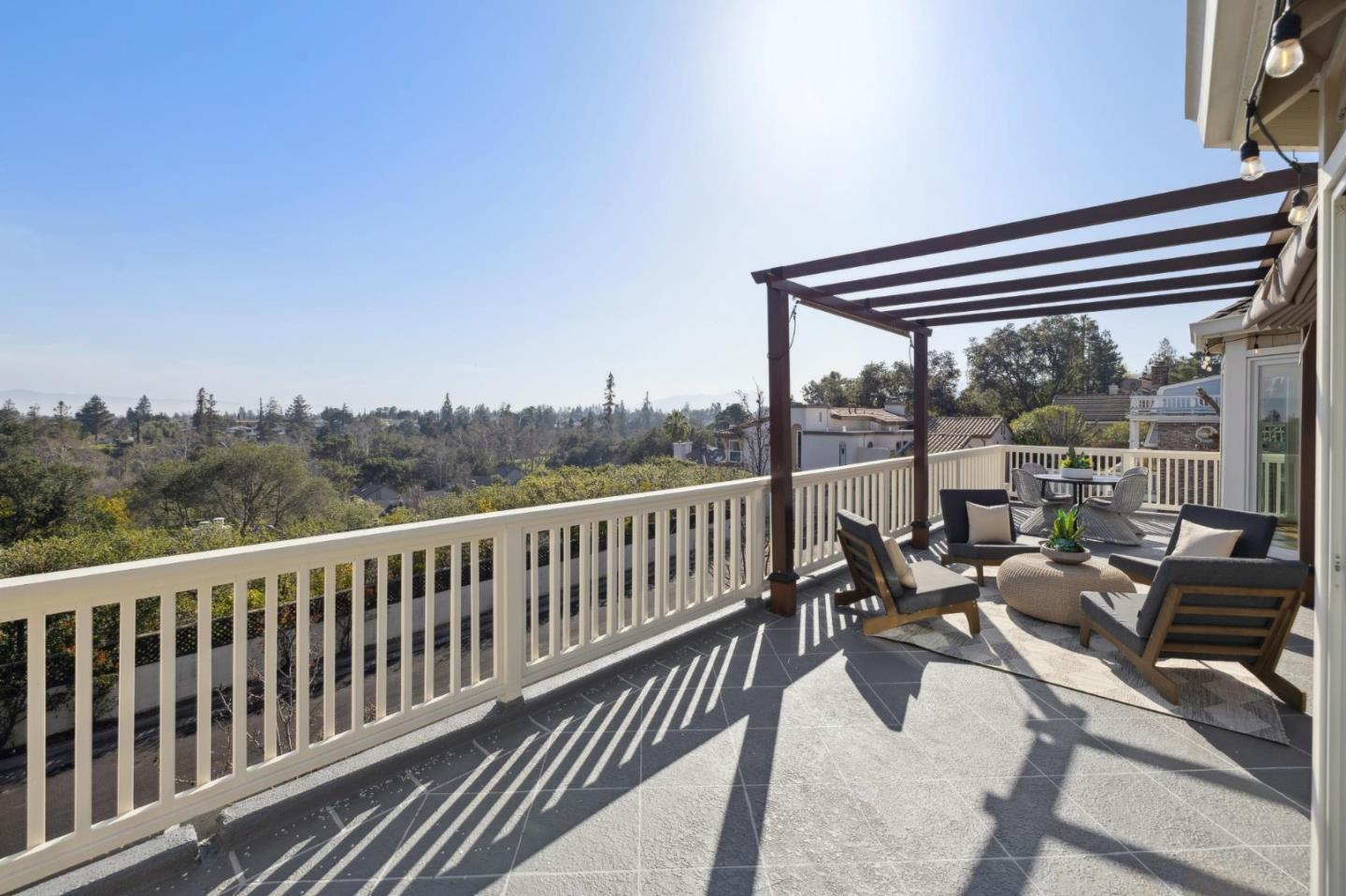 Detail Gallery Image 32 of 68 For 22208 Quinterno Ct, Cupertino,  CA 95014 - 4 Beds | 2/1 Baths