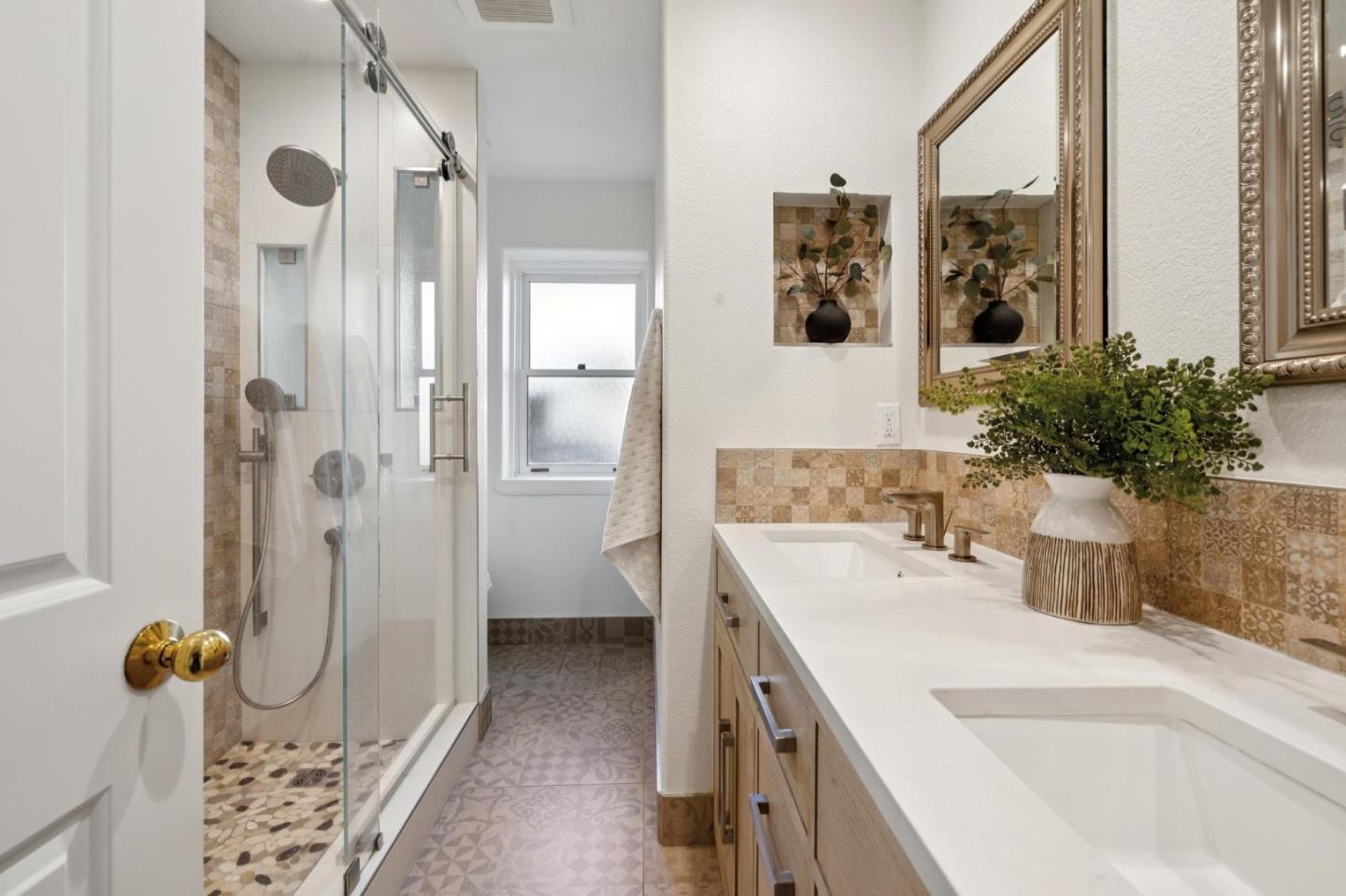 Detail Gallery Image 53 of 68 For 22208 Quinterno Ct, Cupertino,  CA 95014 - 4 Beds | 2/1 Baths