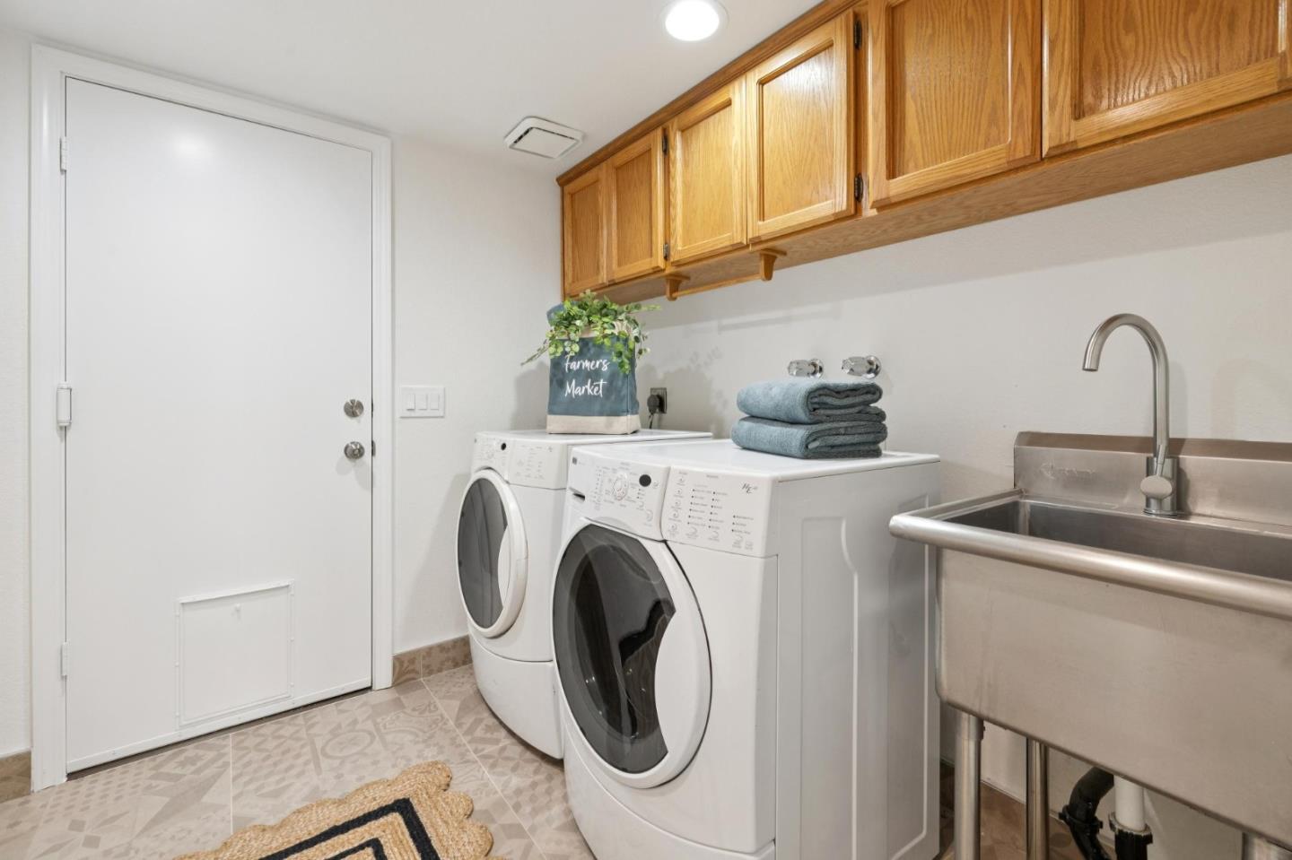 Detail Gallery Image 60 of 68 For 22208 Quinterno Ct, Cupertino,  CA 95014 - 4 Beds | 2/1 Baths