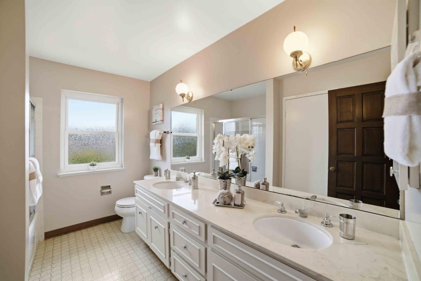 Detail Gallery Image 17 of 26 For 6856 Eldridge Dr, San Jose,  CA 95120 - 5 Beds | 2/1 Baths