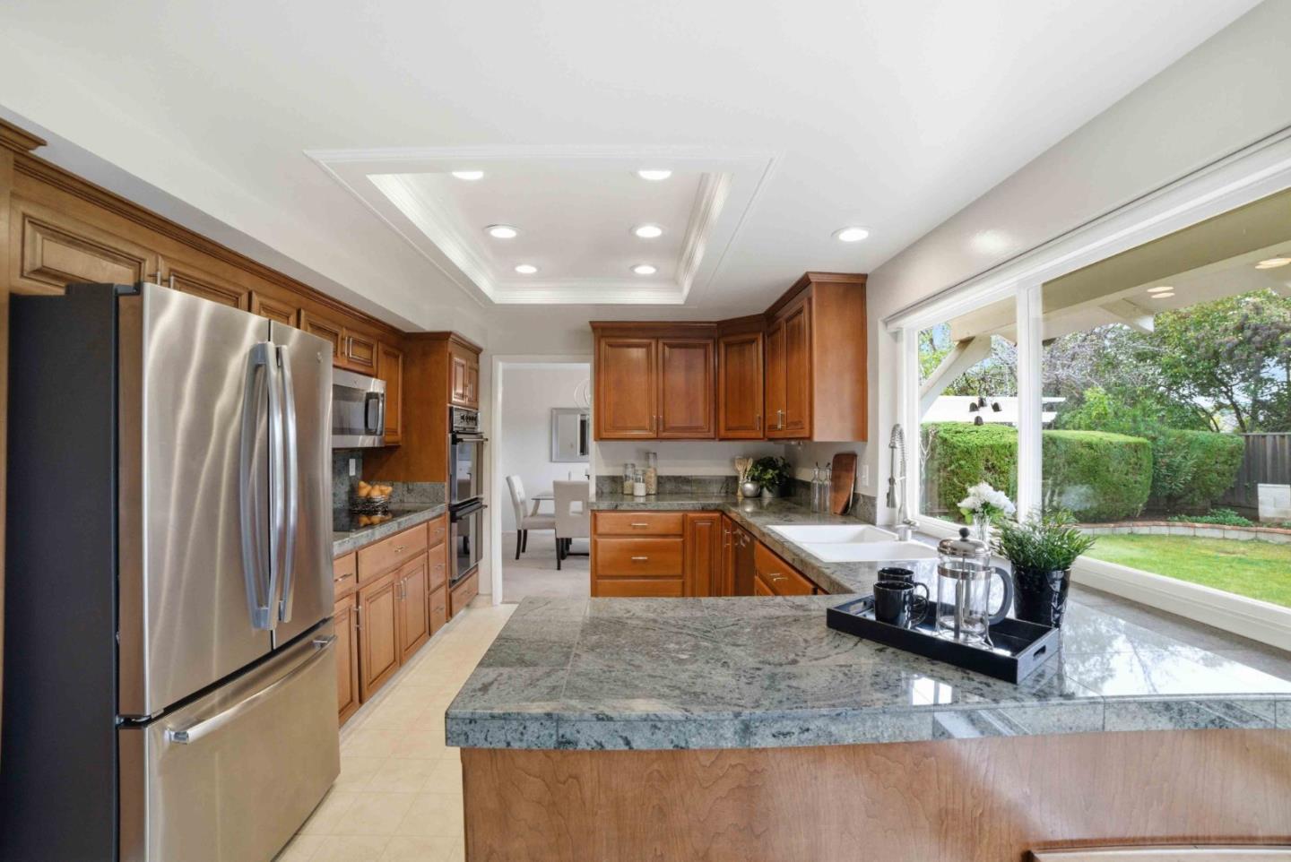 Detail Gallery Image 7 of 26 For 6856 Eldridge Dr, San Jose,  CA 95120 - 5 Beds | 2/1 Baths