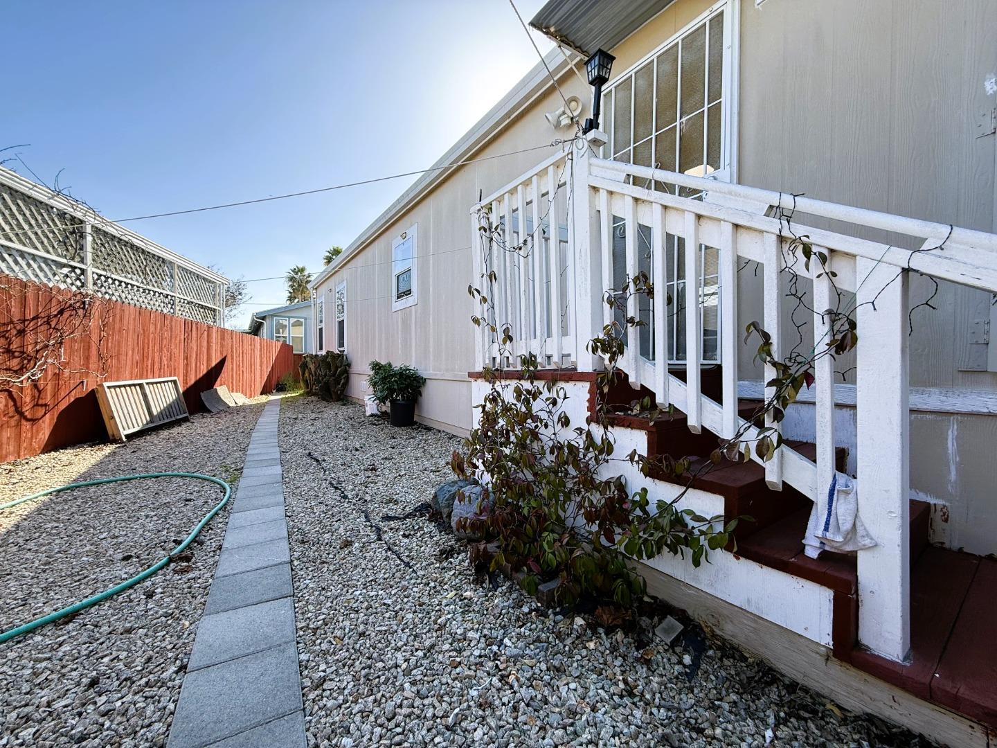 Detail Gallery Image 24 of 27 For 595 Hermitage Dr #595,  San Jose,  CA 95131 - 2 Beds | 2 Baths