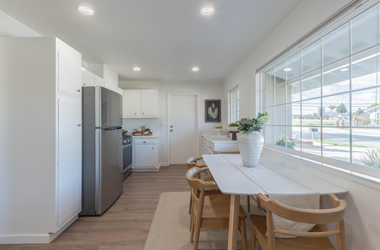 Detail Gallery Image 10 of 33 For 120 Hathaway Ave, Watsonville,  CA 95076 - 3 Beds | 2 Baths