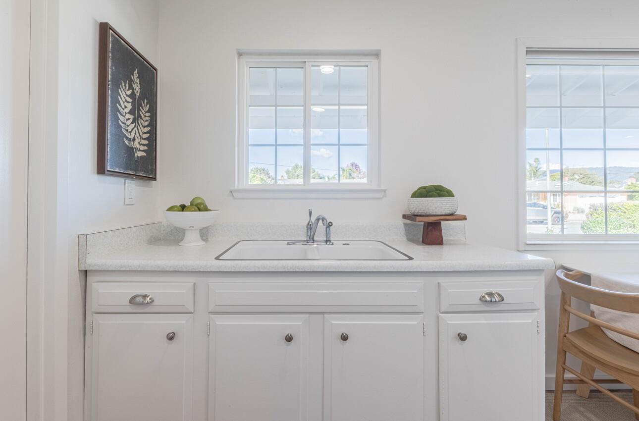 Detail Gallery Image 13 of 33 For 120 Hathaway Ave, Watsonville,  CA 95076 - 3 Beds | 2 Baths