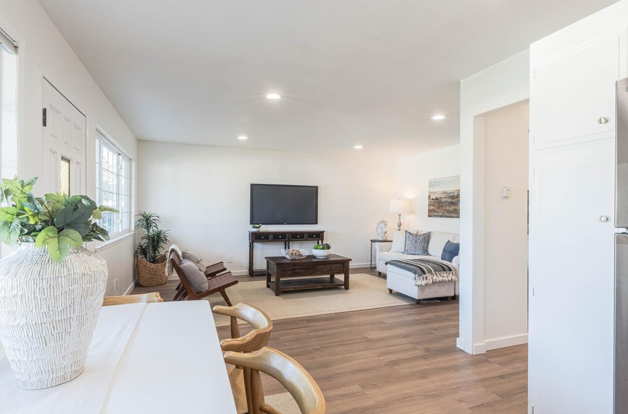 Detail Gallery Image 6 of 33 For 120 Hathaway Ave, Watsonville,  CA 95076 - 3 Beds | 2 Baths