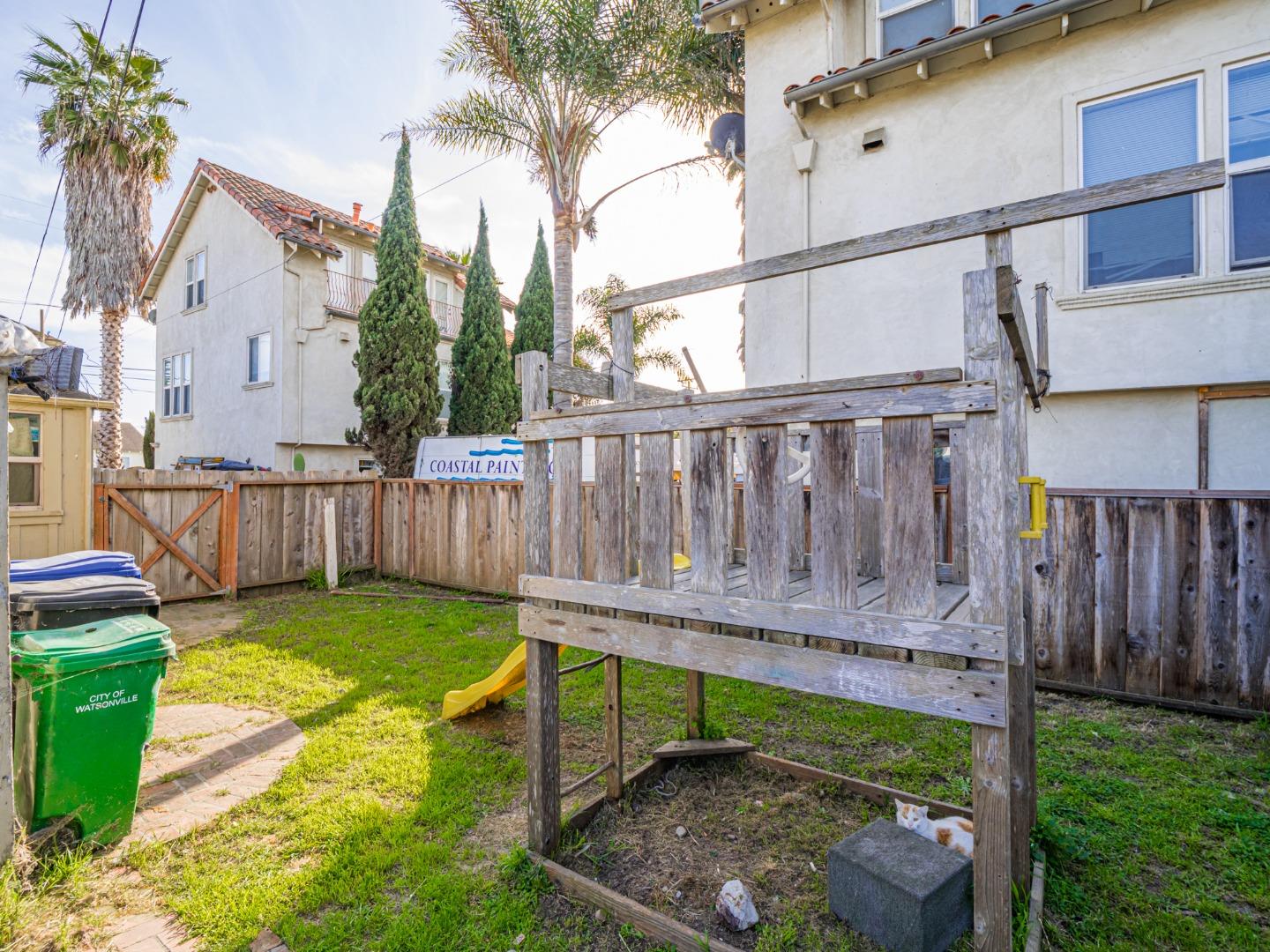 Detail Gallery Image 27 of 54 For 215 Palm Ave, Watsonville,  CA 95076 - – Beds | – Baths