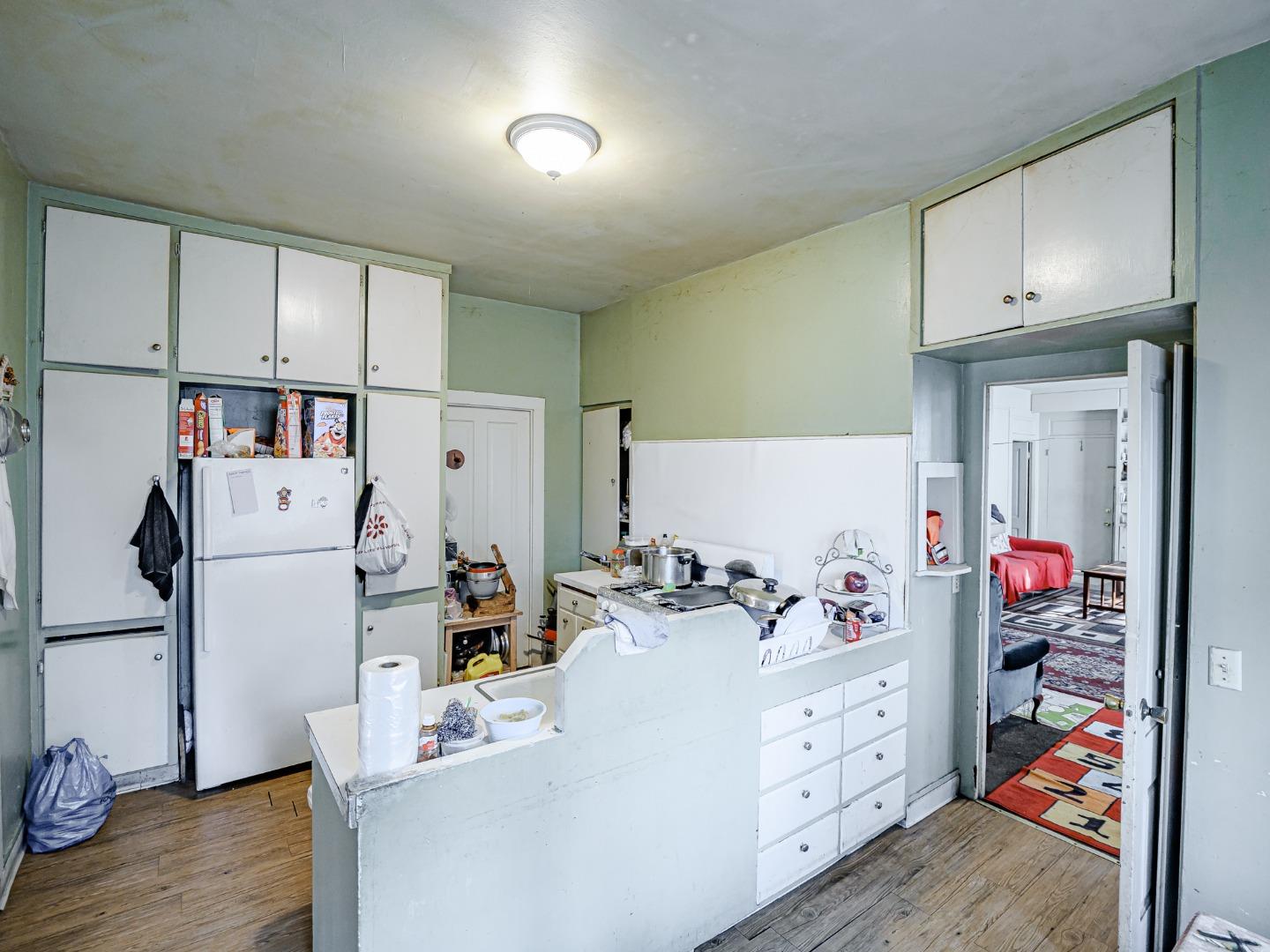 Detail Gallery Image 5 of 54 For 215 Palm Ave, Watsonville,  CA 95076 - – Beds | – Baths