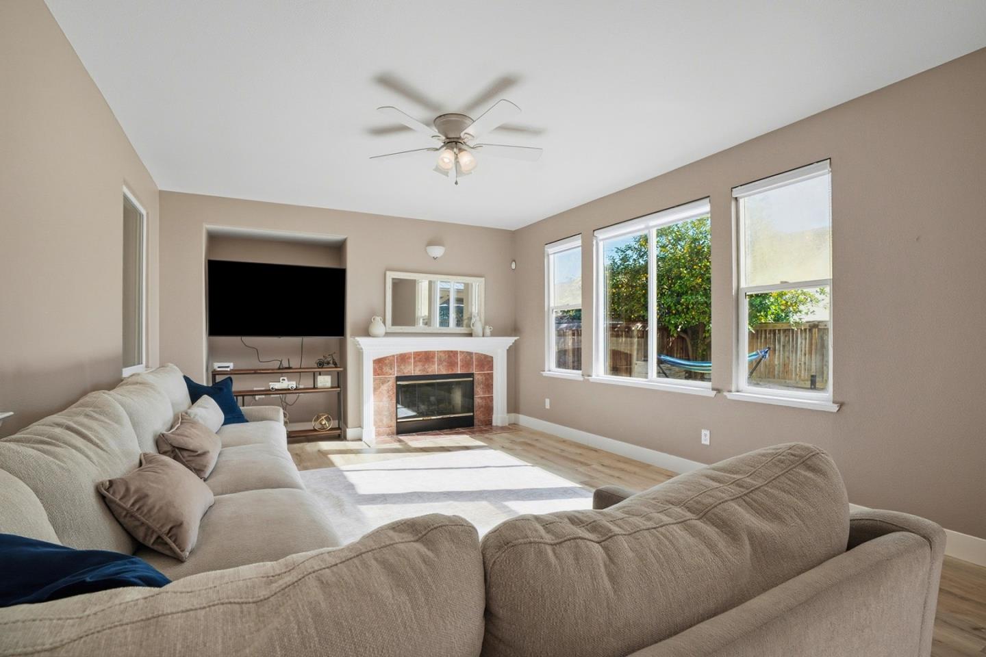 Detail Gallery Image 16 of 47 For 2510 Vallecito Way, Antioch,  CA 94531 - 5 Beds | 3 Baths