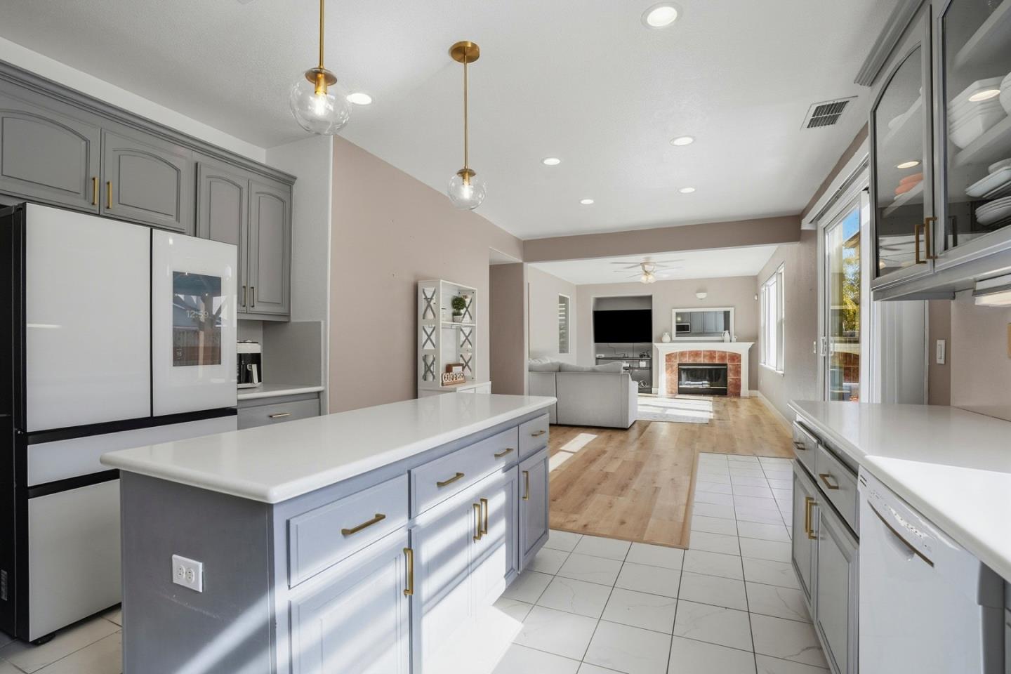 Detail Gallery Image 22 of 47 For 2510 Vallecito Way, Antioch,  CA 94531 - 5 Beds | 3 Baths