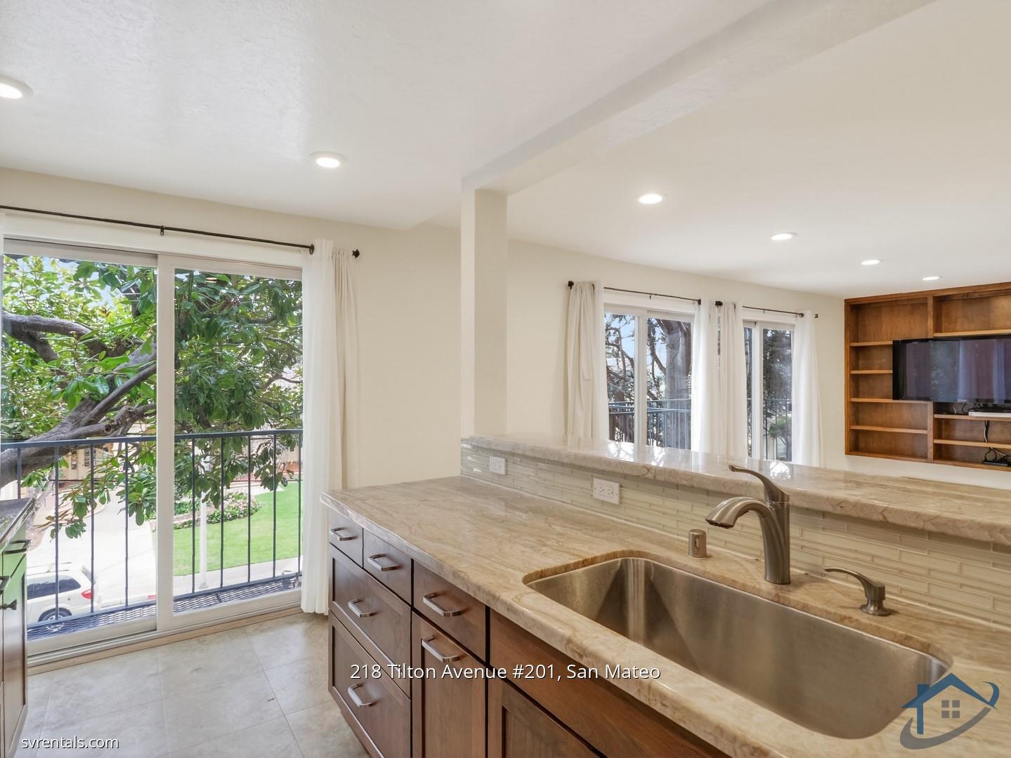 Detail Gallery Image 11 of 26 For 218 Tilton Ave #201,  San Mateo,  CA 94401 - 2 Beds | 2 Baths