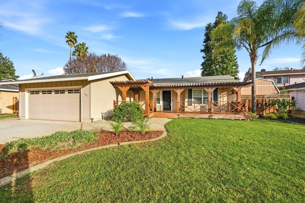 Detail Gallery Image 2 of 31 For 500 La Canada Ct, Morgan Hill,  CA 95037 - 4 Beds | 3 Baths