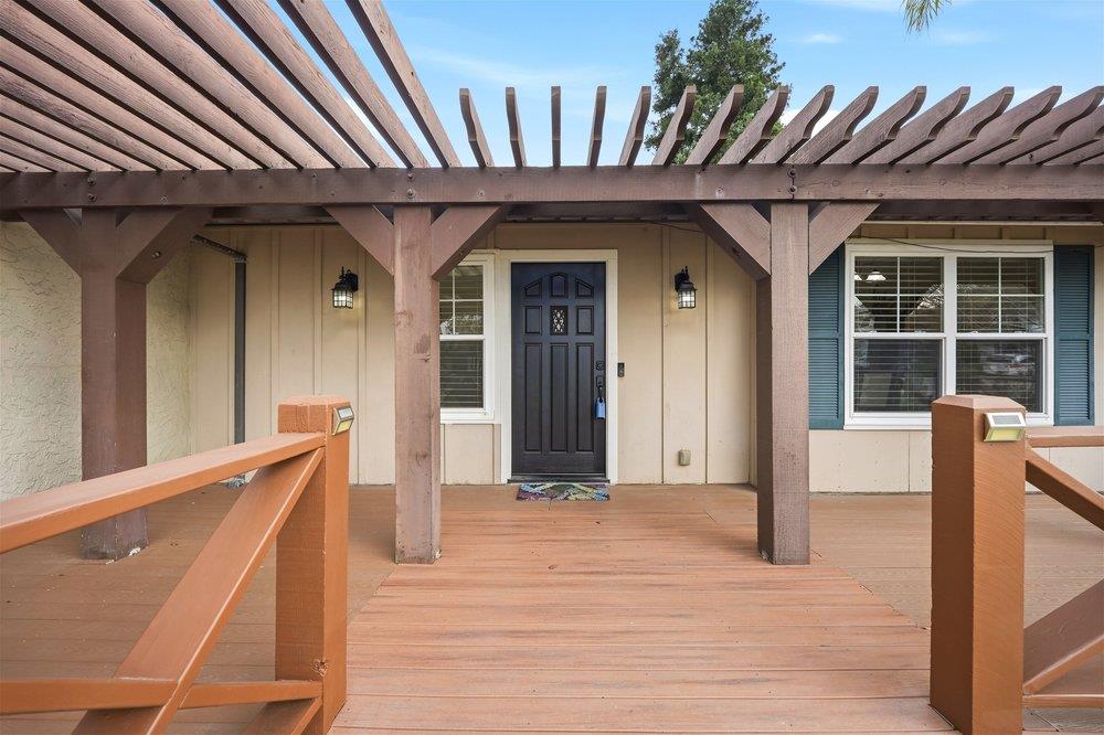 Detail Gallery Image 3 of 31 For 500 La Canada Ct, Morgan Hill,  CA 95037 - 4 Beds | 3 Baths