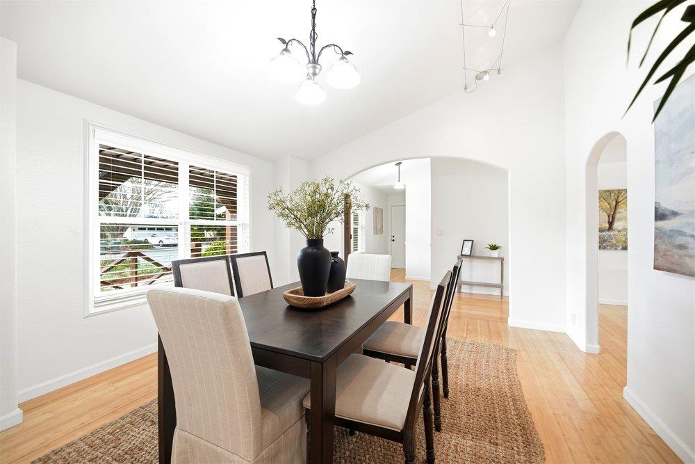 Detail Gallery Image 5 of 31 For 500 La Canada Ct, Morgan Hill,  CA 95037 - 4 Beds | 3 Baths