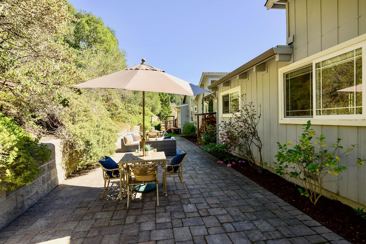 Detail Gallery Image 11 of 116 For 225 Nelson Rd, Scotts Valley,  CA 95066 - 5 Beds | 3 Baths