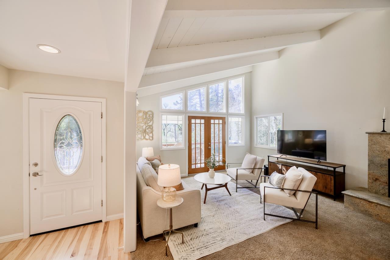 Detail Gallery Image 4 of 116 For 225 Nelson Rd, Scotts Valley,  CA 95066 - 5 Beds | 3 Baths