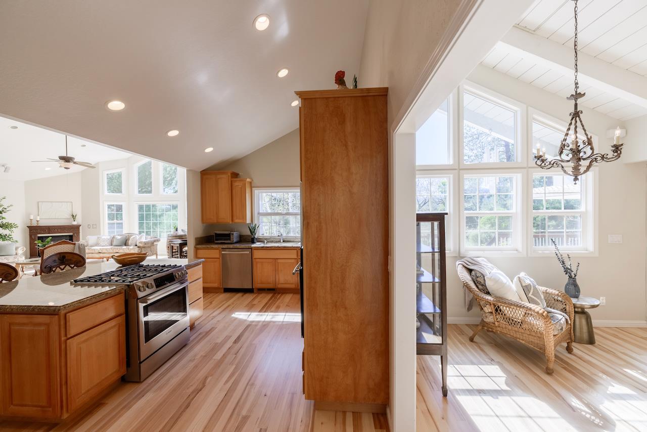 Detail Gallery Image 45 of 116 For 225 Nelson Rd, Scotts Valley,  CA 95066 - 5 Beds | 3 Baths