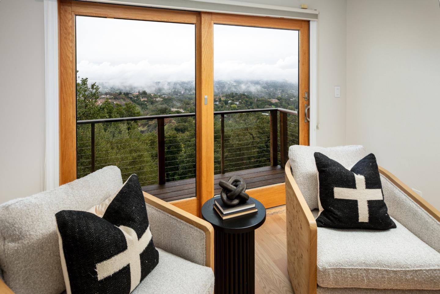 Detail Gallery Image 12 of 34 For 24793 Northcrest Ln, Los Altos Hills,  CA 94024 - 4 Beds | 2/1 Baths