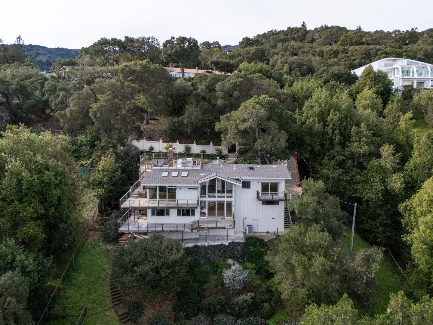 Detail Gallery Image 23 of 34 For 24793 Northcrest Ln, Los Altos Hills,  CA 94024 - 4 Beds | 2/1 Baths