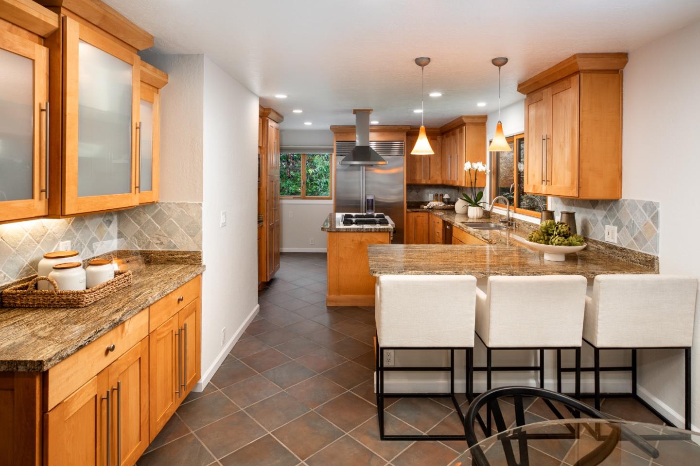 Detail Gallery Image 9 of 34 For 24793 Northcrest Ln, Los Altos Hills,  CA 94024 - 4 Beds | 2/1 Baths