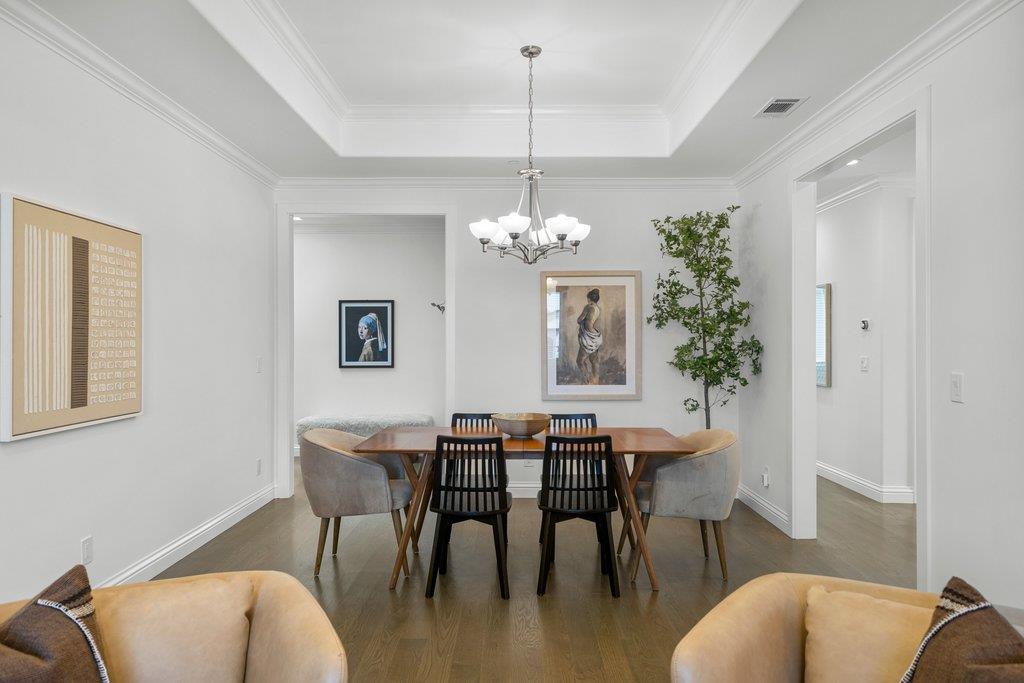 Detail Gallery Image 13 of 66 For 480 Rosewood, San Jose,  CA 95117 - 5 Beds | 4 Baths