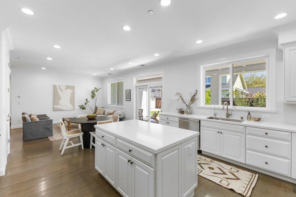 Detail Gallery Image 45 of 66 For 480 Rosewood, San Jose,  CA 95117 - 5 Beds | 4 Baths