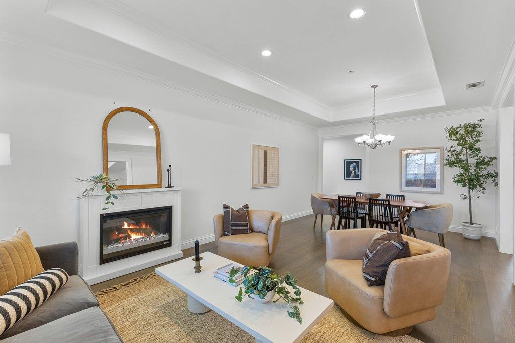 Detail Gallery Image 6 of 66 For 480 Rosewood, San Jose,  CA 95117 - 5 Beds | 4 Baths