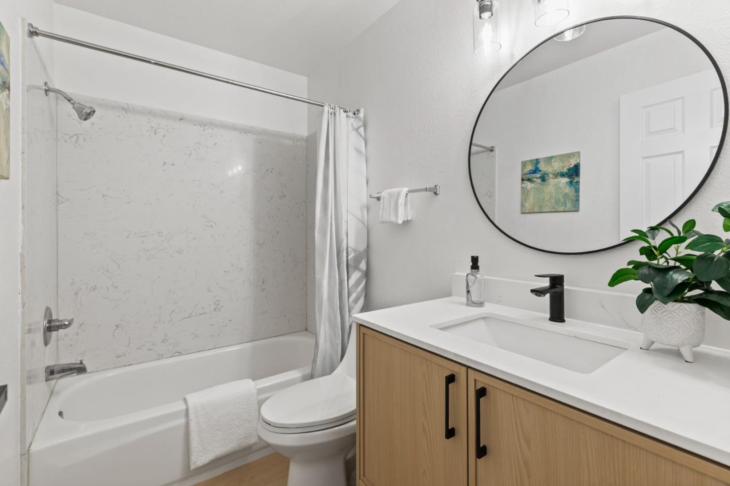 Detail Gallery Image 15 of 16 For 1040 Chula Vista Ter, Sunnyvale,  CA 94086 - 2 Beds | 2/1 Baths