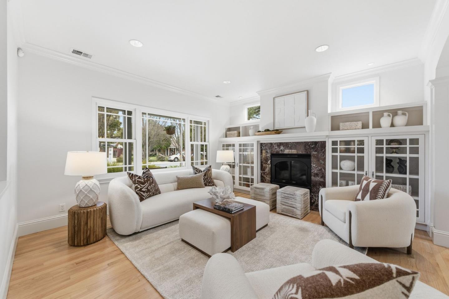 Detail Gallery Image 3 of 38 For 16508 Oleander Ave, Los Gatos,  CA 95032 - 5 Beds | 3 Baths