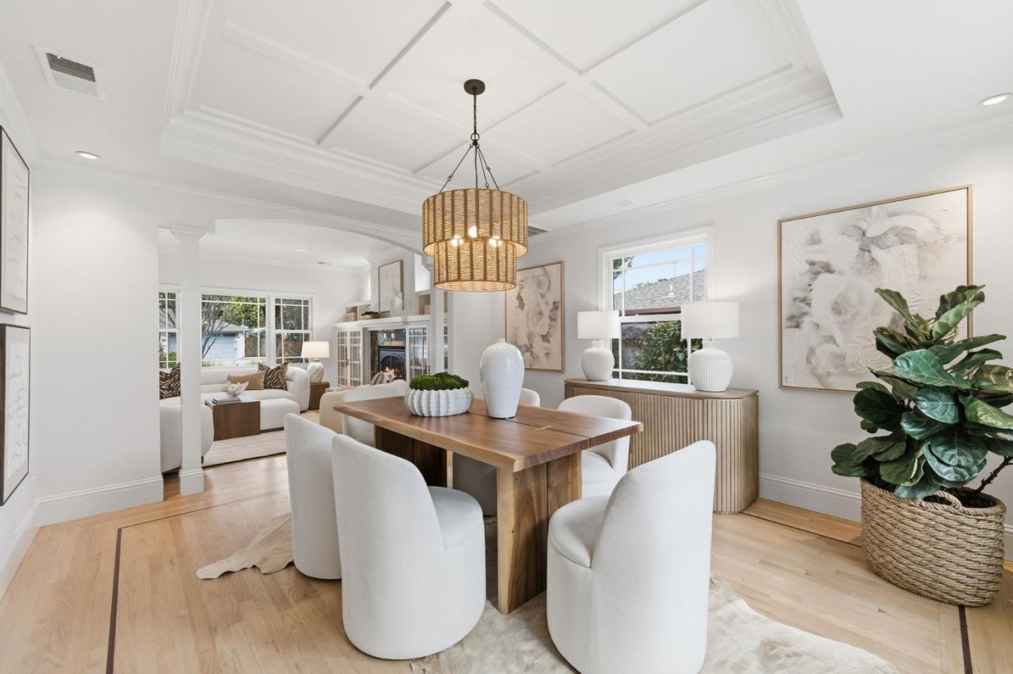 Detail Gallery Image 6 of 38 For 16508 Oleander Ave, Los Gatos,  CA 95032 - 5 Beds | 3 Baths