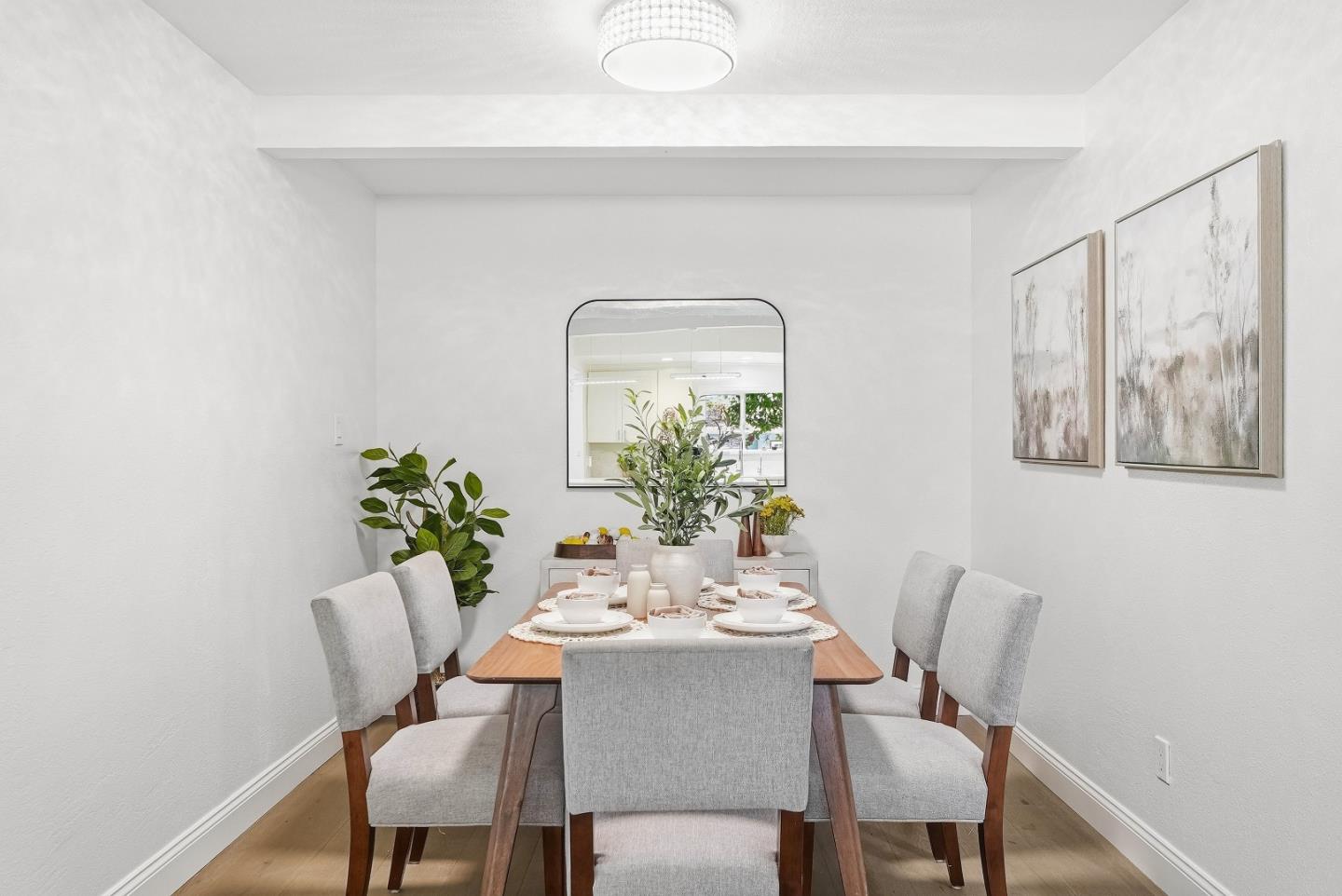 Detail Gallery Image 12 of 66 For 592 Sunnymount Ave, Sunnyvale,  CA 94087 - 5 Beds | 3 Baths