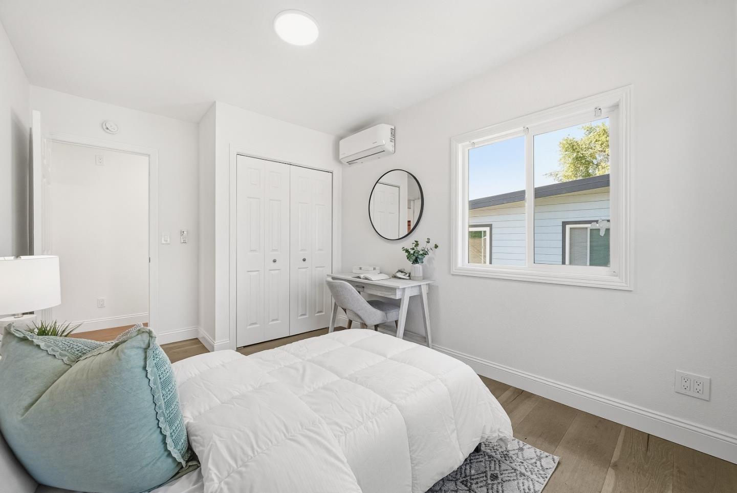 Detail Gallery Image 26 of 66 For 592 Sunnymount Ave, Sunnyvale,  CA 94087 - 5 Beds | 3 Baths