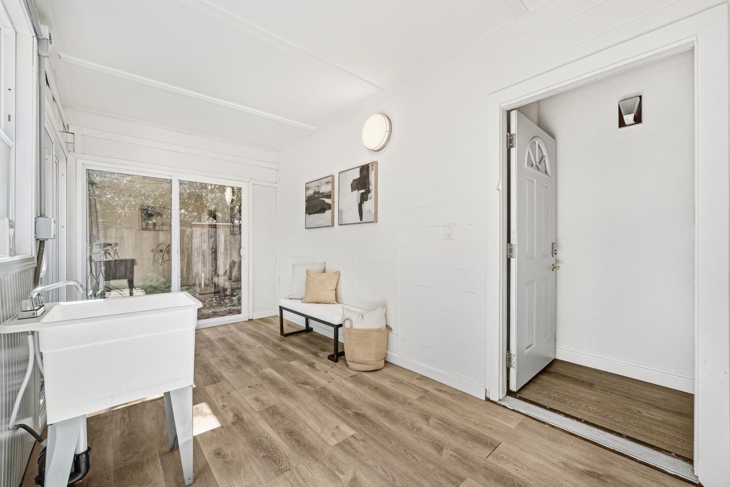 Detail Gallery Image 50 of 66 For 592 Sunnymount Ave, Sunnyvale,  CA 94087 - 5 Beds | 3 Baths