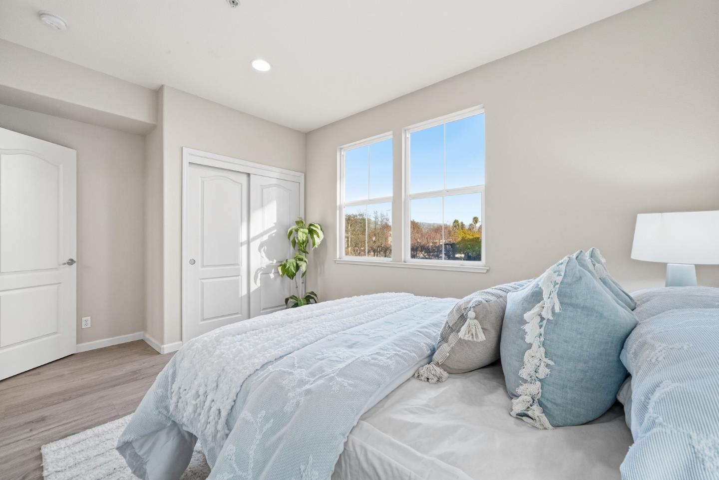 Detail Gallery Image 17 of 46 For 2518 Autumnvale Ave, San Jose,  CA 95131 - 3 Beds | 3 Baths