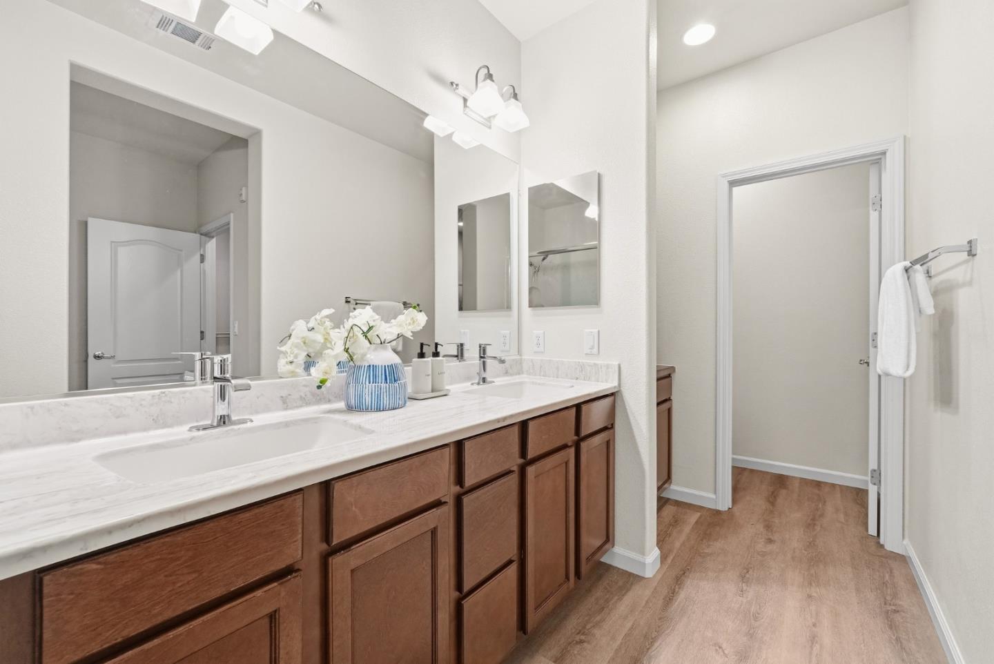 Detail Gallery Image 27 of 46 For 2518 Autumnvale Ave, San Jose,  CA 95131 - 3 Beds | 3 Baths