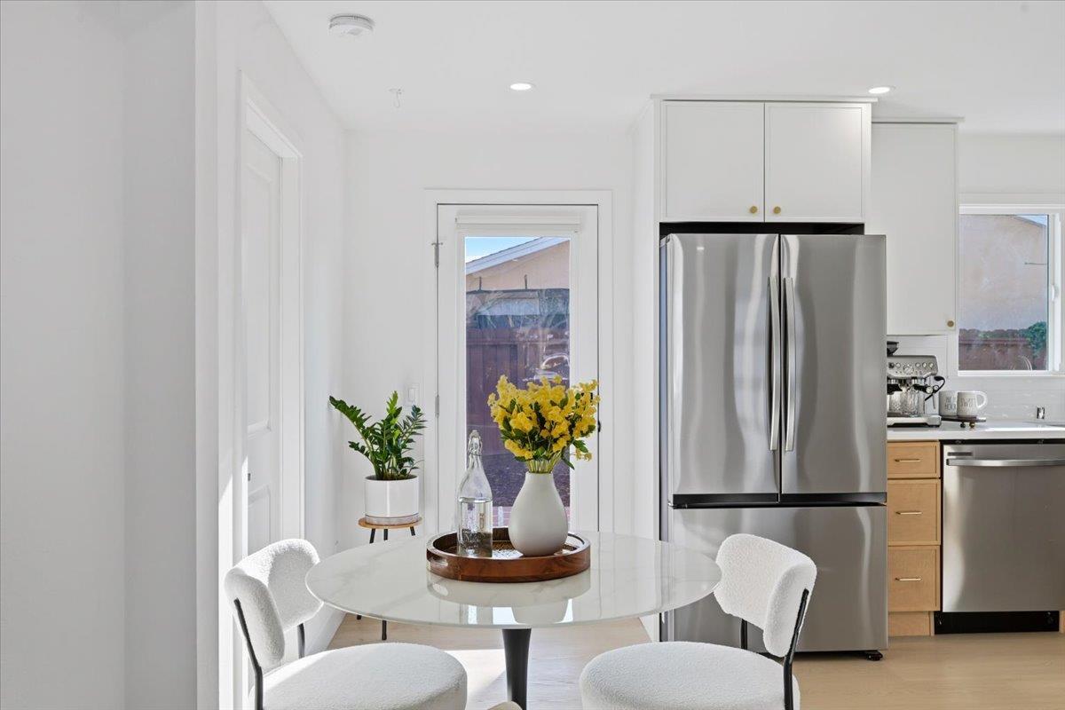 Detail Gallery Image 18 of 53 For 6328 Zulmida Ave, Newark,  CA 94560 - 4 Beds | 2 Baths