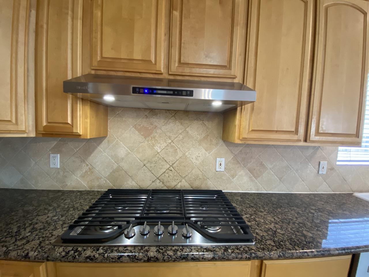 Detail Gallery Image 13 of 29 For 434 Cypress Ave, San Jose,  CA 95117 - 4 Beds | 3 Baths