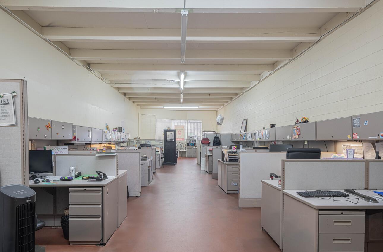 Detail Gallery Image 3 of 19 For 17 E Lake St #17,  Salinas,  CA 93901 - – Beds | – Baths