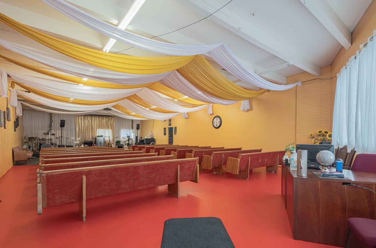 Detail Gallery Image 7 of 19 For 17 E Lake St #17,  Salinas,  CA 93901 - – Beds | – Baths