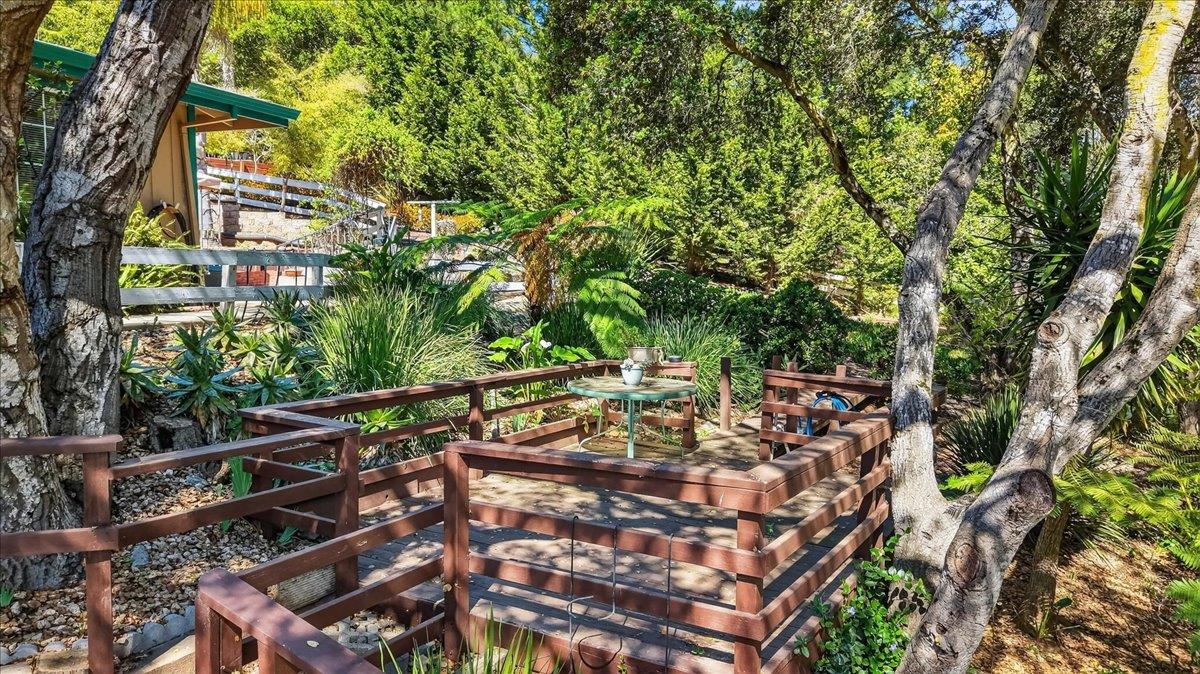 Detail Gallery Image 14 of 41 For 1222 via Del Sol Rd, Salinas,  CA 93907 - 5 Beds | 4/1 Baths