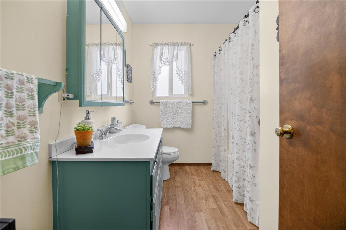 Detail Gallery Image 38 of 41 For 1222 via Del Sol Rd, Salinas,  CA 93907 - 5 Beds | 4/1 Baths