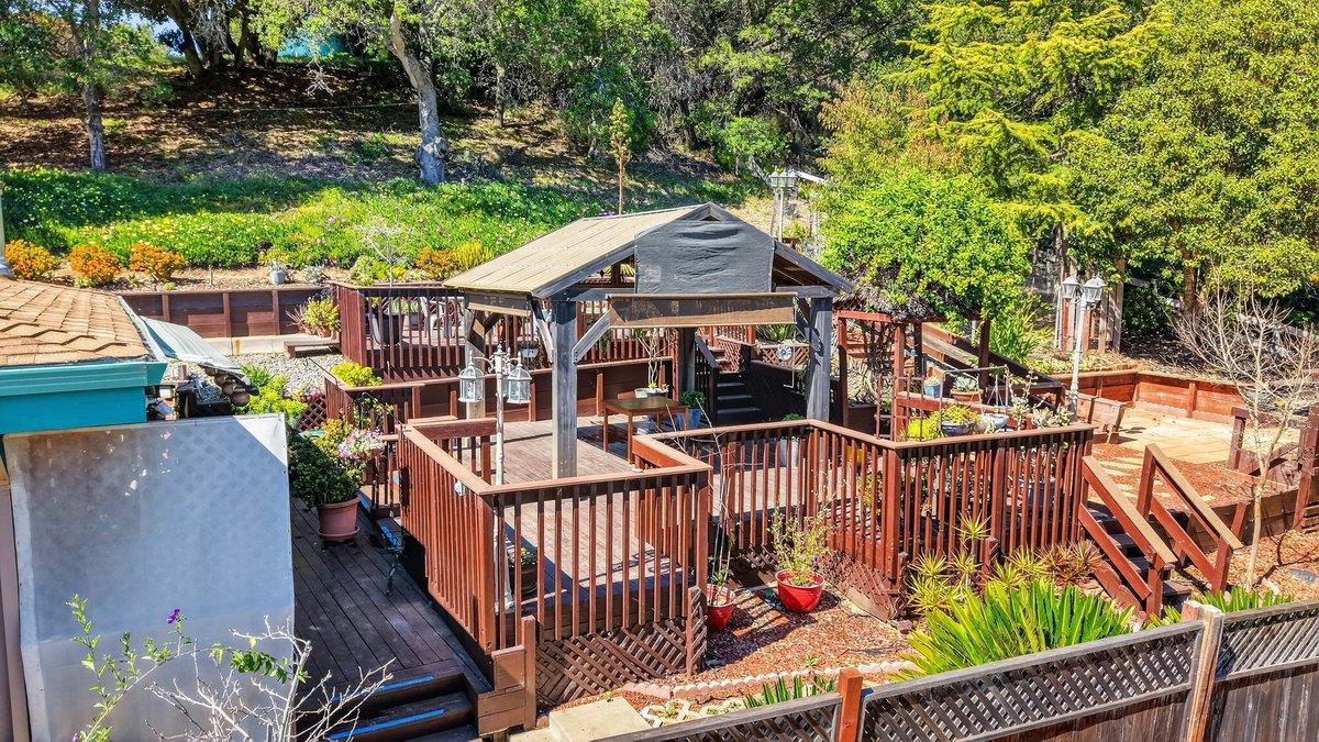 Detail Gallery Image 43 of 45 For 1222 via Del Sol Rd, Salinas,  CA 93907 - 5 Beds | 4/1 Baths