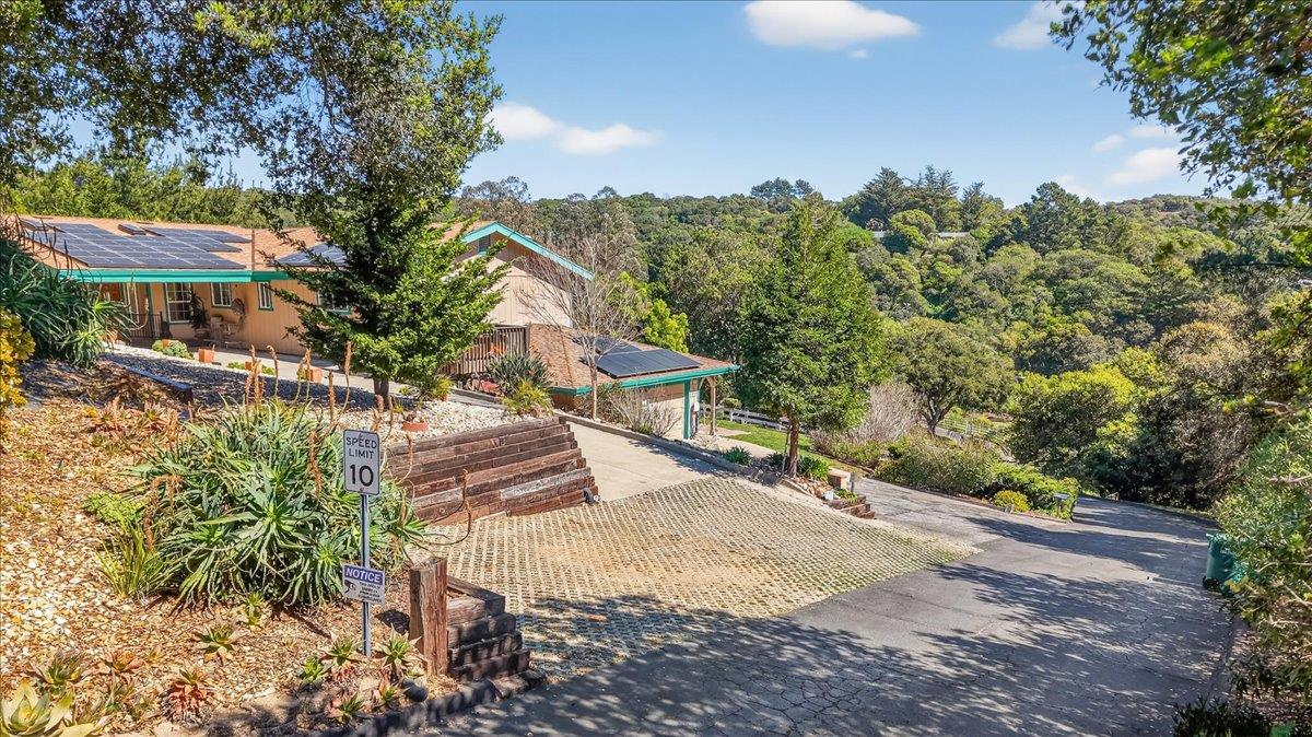 Detail Gallery Image 9 of 41 For 1222 via Del Sol Rd, Salinas,  CA 93907 - 5 Beds | 4/1 Baths