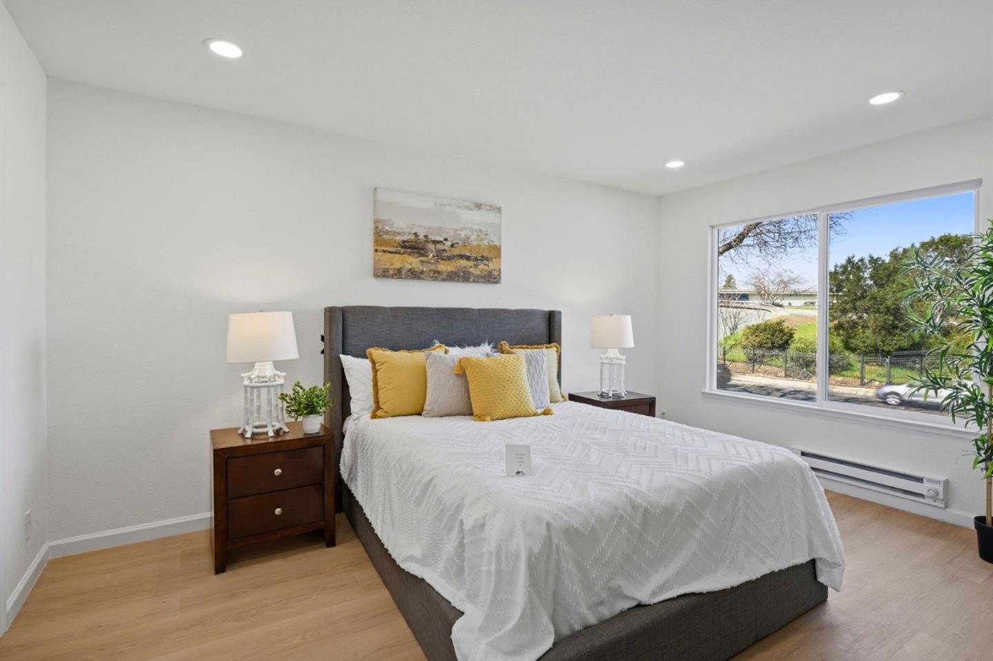 Detail Gallery Image 14 of 25 For 633 Teatree Ct, San Jose,  CA 95128 - 2 Beds | 2 Baths