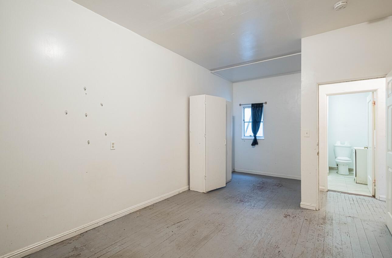 Detail Gallery Image 21 of 37 For 13 E Lake St, Salinas,  CA 93901 - – Beds | – Baths