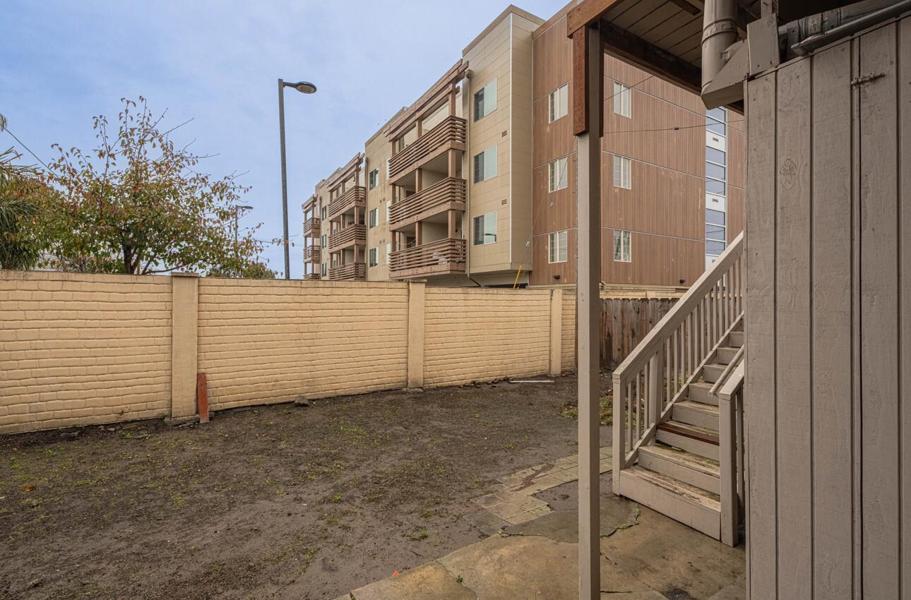 Detail Gallery Image 23 of 37 For 13 E Lake St, Salinas,  CA 93901 - – Beds | – Baths